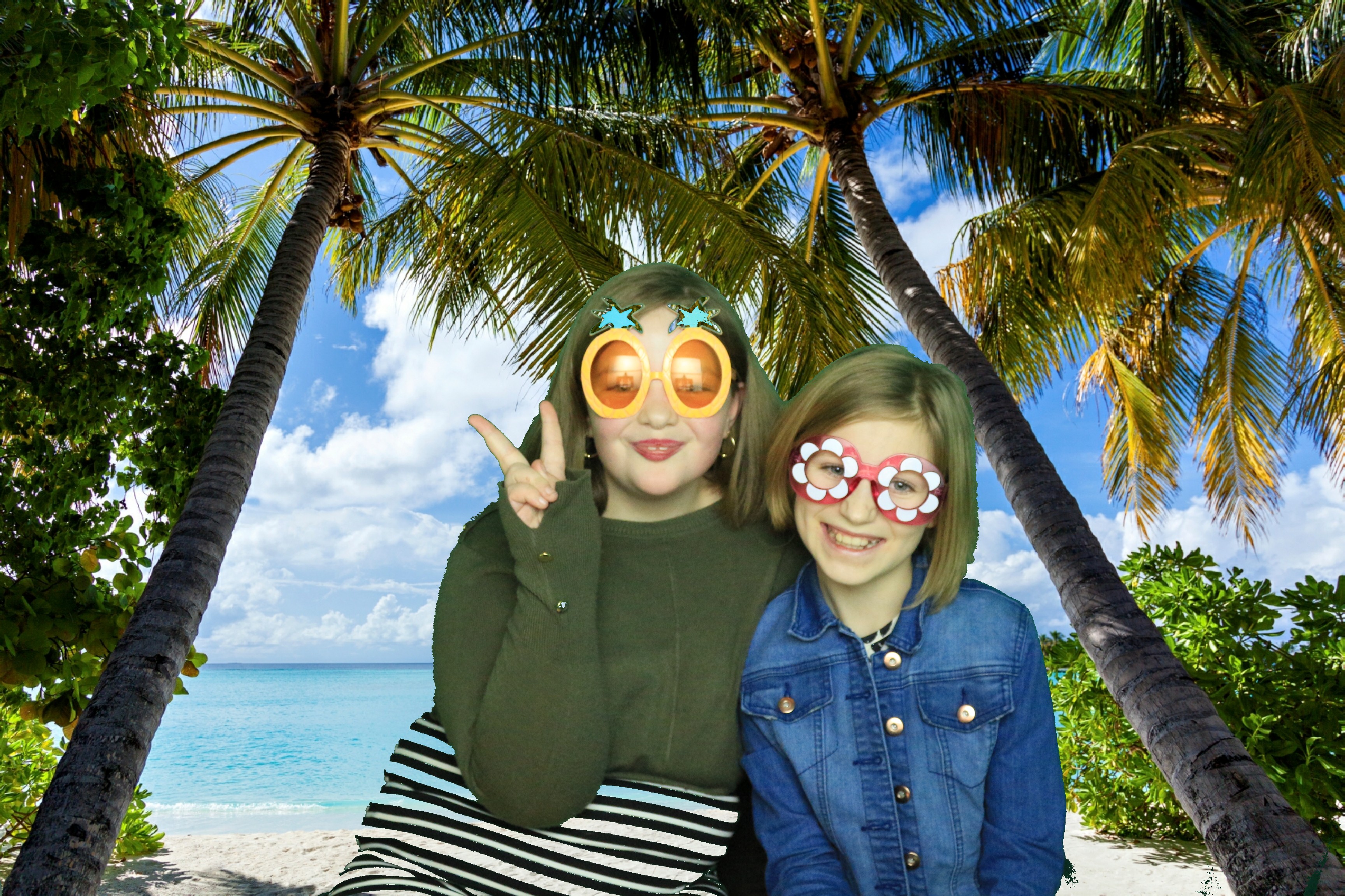 Yvette and Claire’s 40th birthday! - Images | View more photos from the event at gallery.partydelightsphotobooth.co.uk/u/PartyDelightsPhotoBooth/Yvette-and-Claire’s-40th-birthday-Images